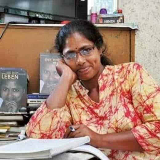 গৃহপরিচারিকা থেকে লেখিকা হয়ে ওঠার কাহিনী