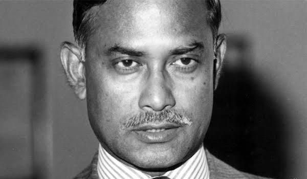 ব্রেকফাস্টের টেবিলে বসে ৭৭ জন মুক্তিযোদ্ধা অফিসারের ফাঁসির আদেশে স্বাক্ষর করেন জিয়াউর রহমান