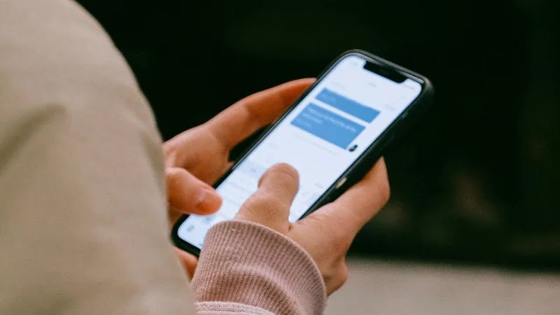 মোবাইল ফোনে ইন্টারনেট ব্যবহারের সময় বিজ্ঞাপন আসা বন্ধ করবেন যেভাবে