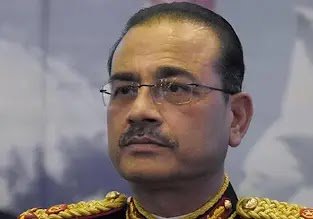 পাকিস্তান সেনাবাহিনীতে কি ঘটছে?