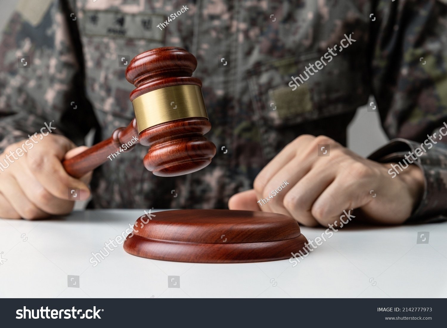 সেনা আইন ও অবসরপ্রাপ্তদের বিচার: একটি আইনানুগ বিশ্লেষণ